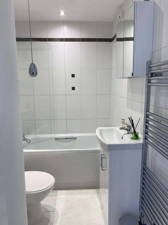Leeds Townhouse With Private Roof Garden Sleeps 4 Apartamento *