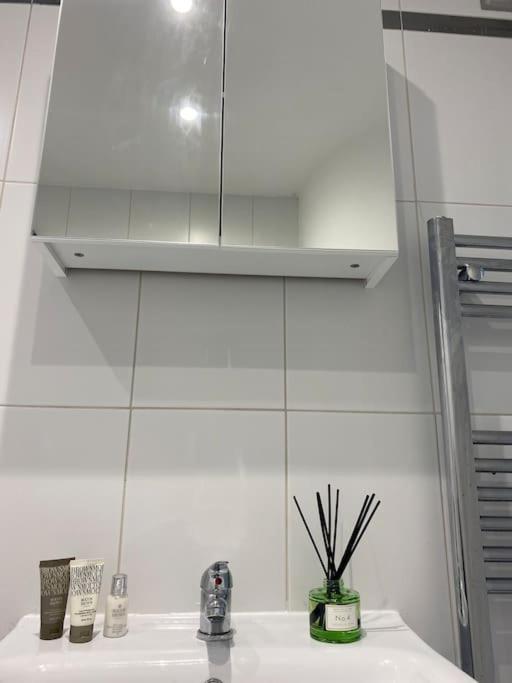 Leeds Townhouse With Private Roof Garden Sleeps 4 Apartamento *