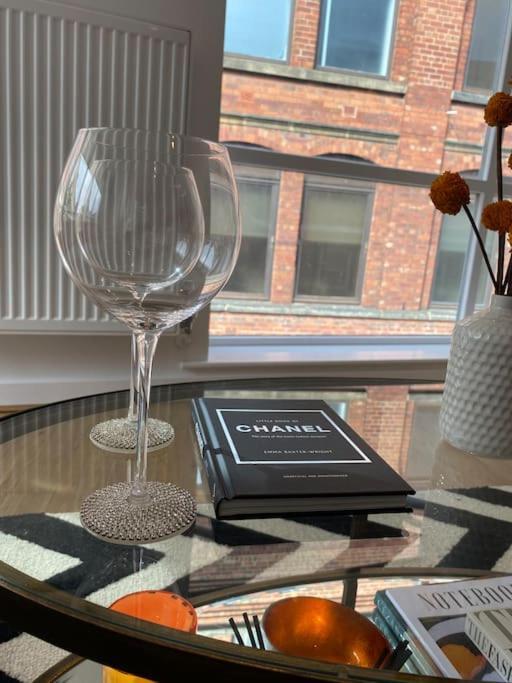 Apartment Leeds Townhouse With Private Roof Garden Sleeps 4 *